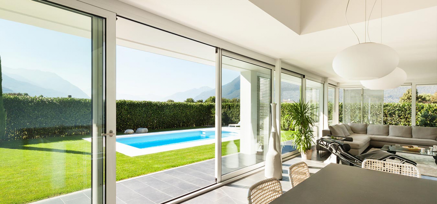 Garten mit einem Pool