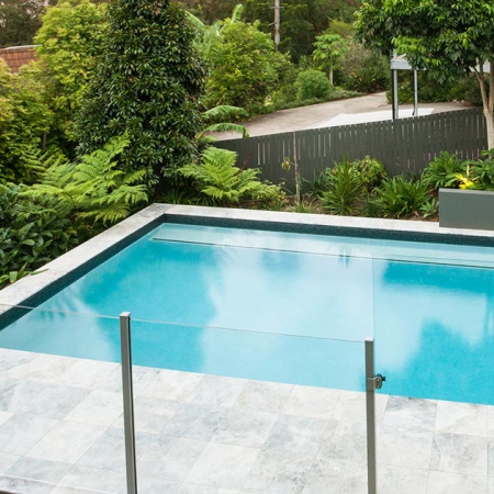 Terrasse mit einem Pool