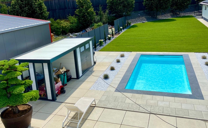 Komplexe Projekte von Gartenpools