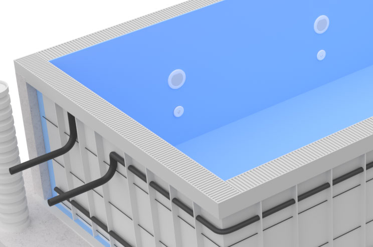 Basen z rynną przelewową